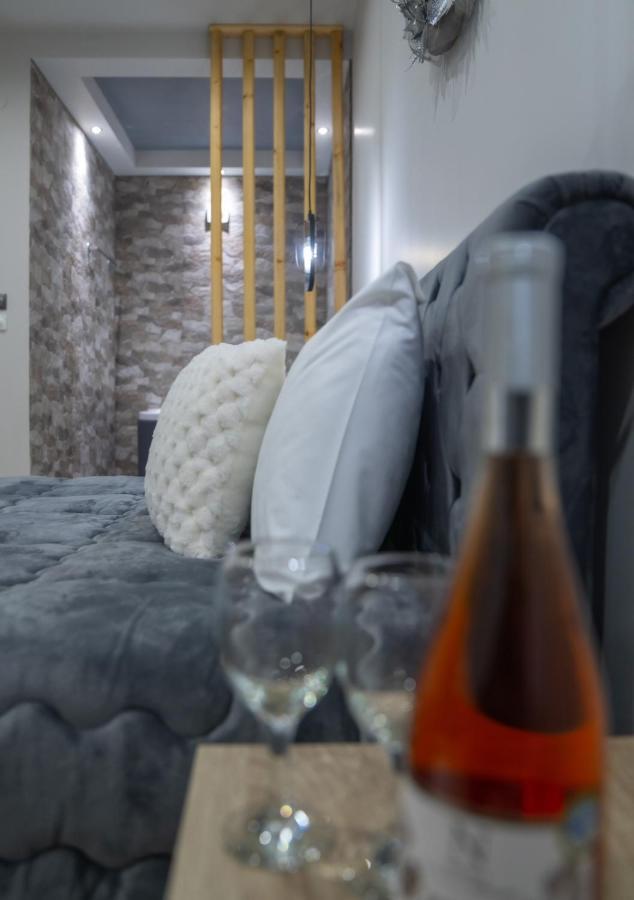 Guesthouse Aelia Káto Loutrákion Exteriér fotografie